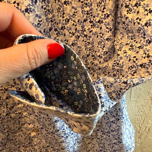 Van Heusen Flex Stretch Men’s Sz L Blue and White Casual Long Button Down Shirt - Picture 8 of 12